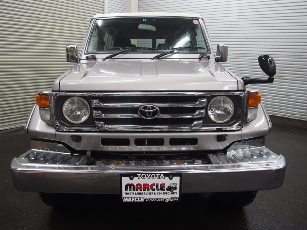 ランクル70 FRPトップ 希少グレードZX MT5速 入荷