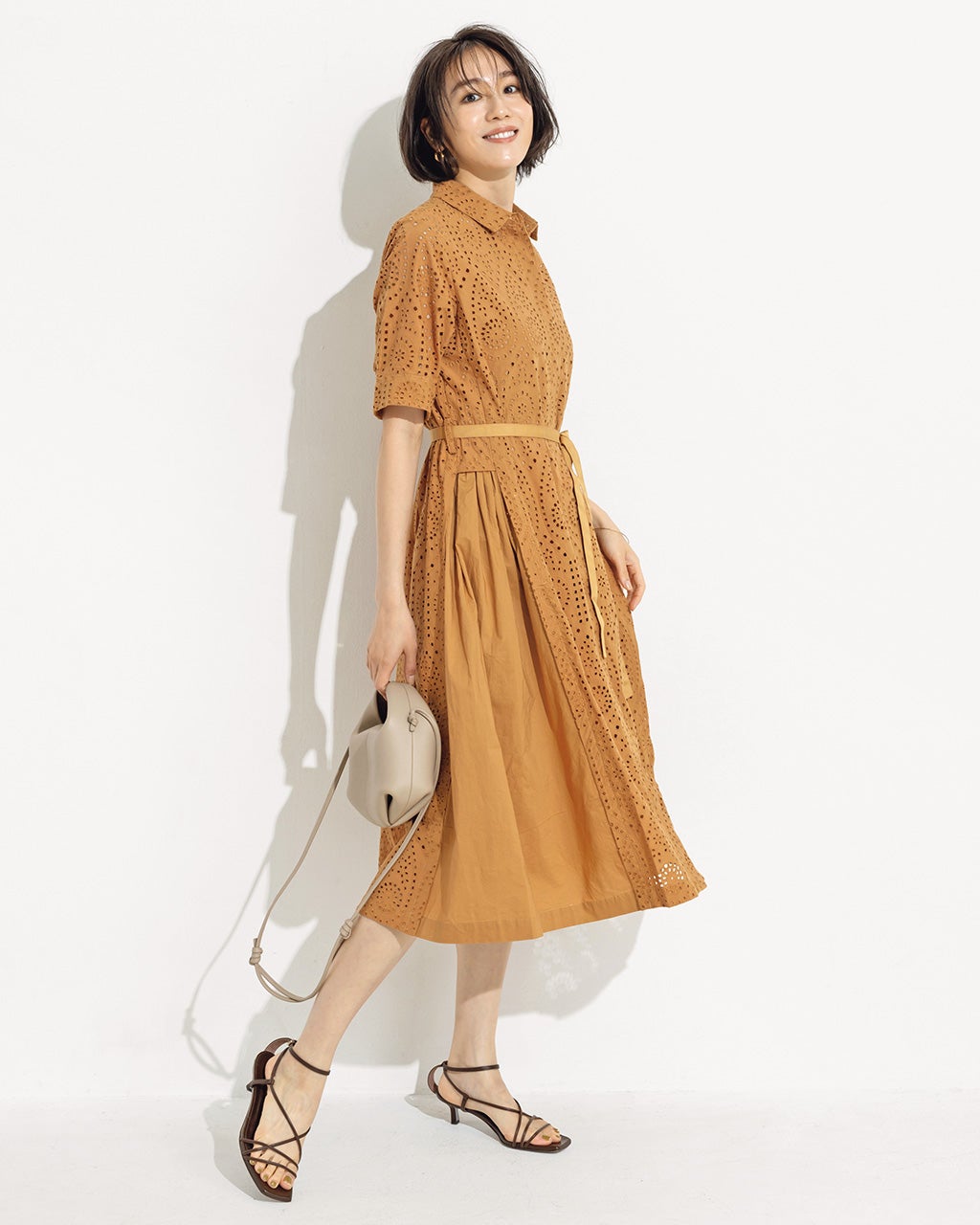 カットワークレース・サイド切替ワンピース/DoCLASSE