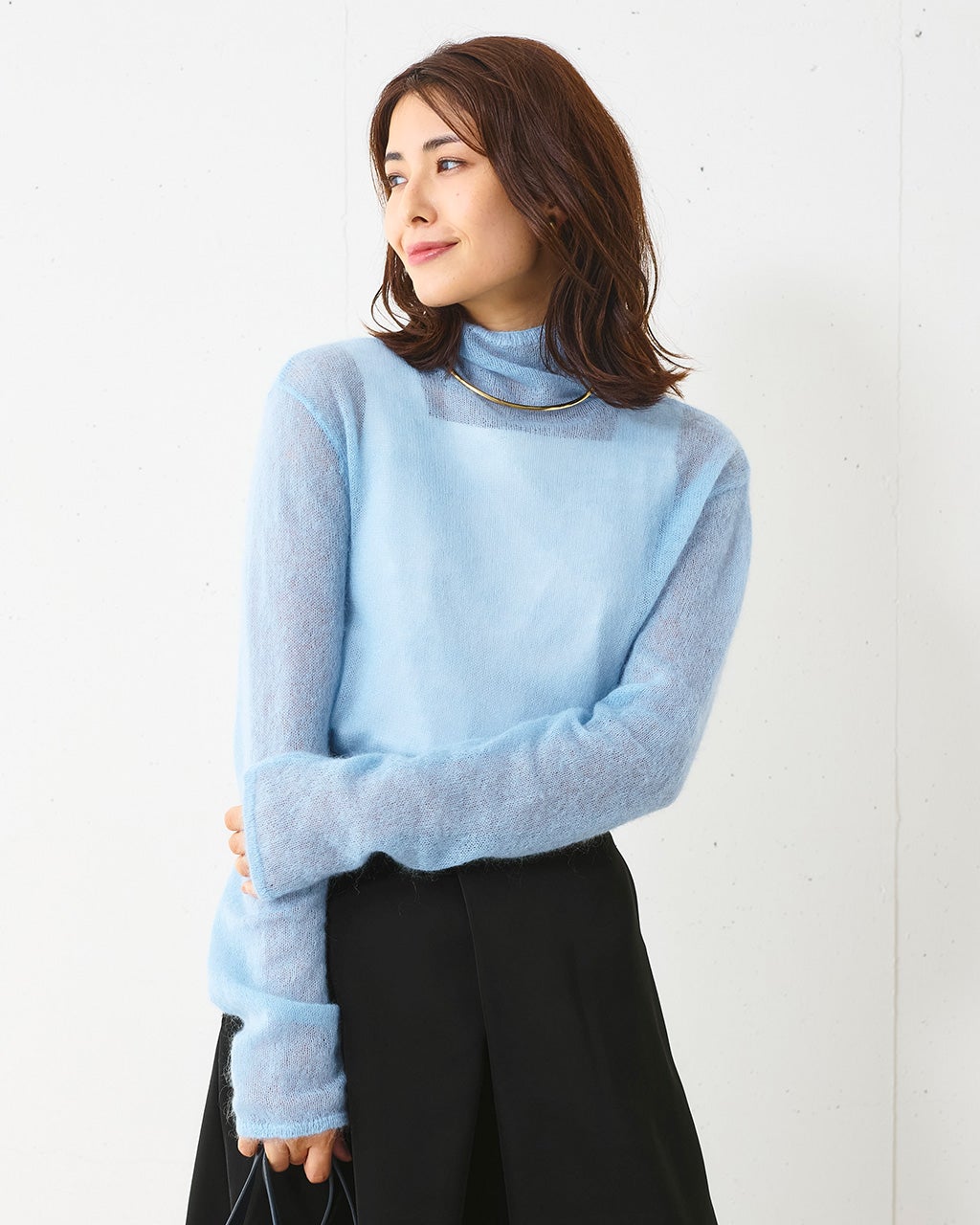 スーパーキッドモヘア・シアーハイネックニット/DoCLASSE