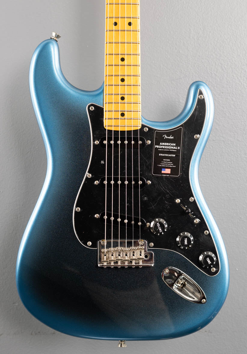 American Professional II Stratocaster - Dark Night – Dave's Guitar