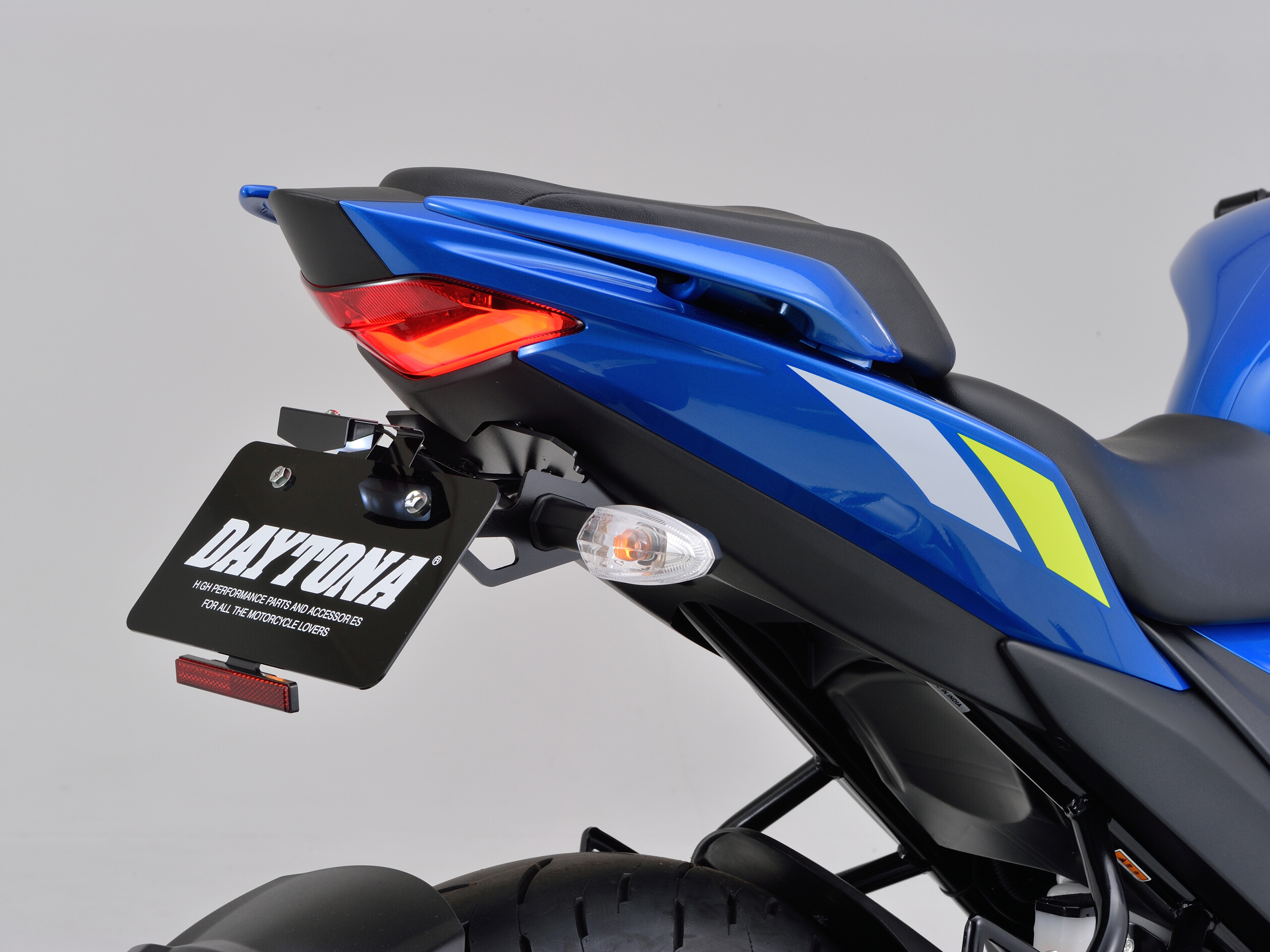 LEDフェンダーレスキット（ナンバー取付ステー） ジクサー250/SF250