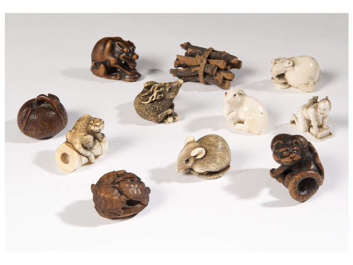 The Miniature World of Netsuke | DailyArt Magazine