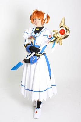 魔法少女リリカルなのは The MOVIE 1st』レイジングハートが1/1サイズ