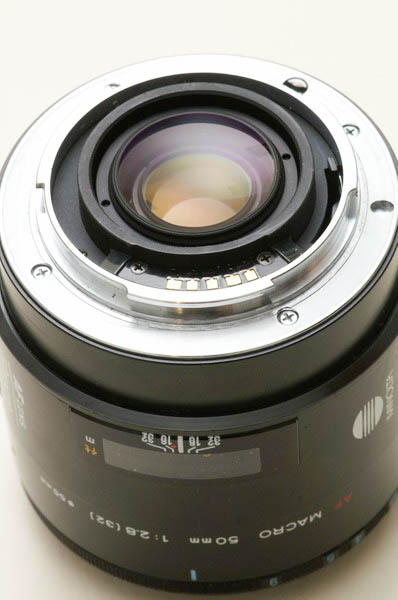 Minolta AF 50mm F2.8 Macro A-mount lens info