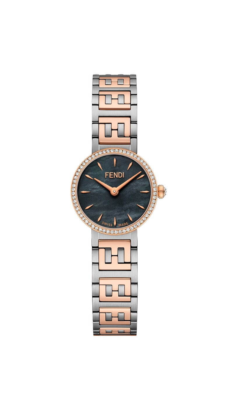 フェンディのウィメンズ向け新作腕時計、FFロゴのブレスレット×64個の