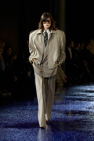 w300_SAINT_LAURENT_FASHION_SHO