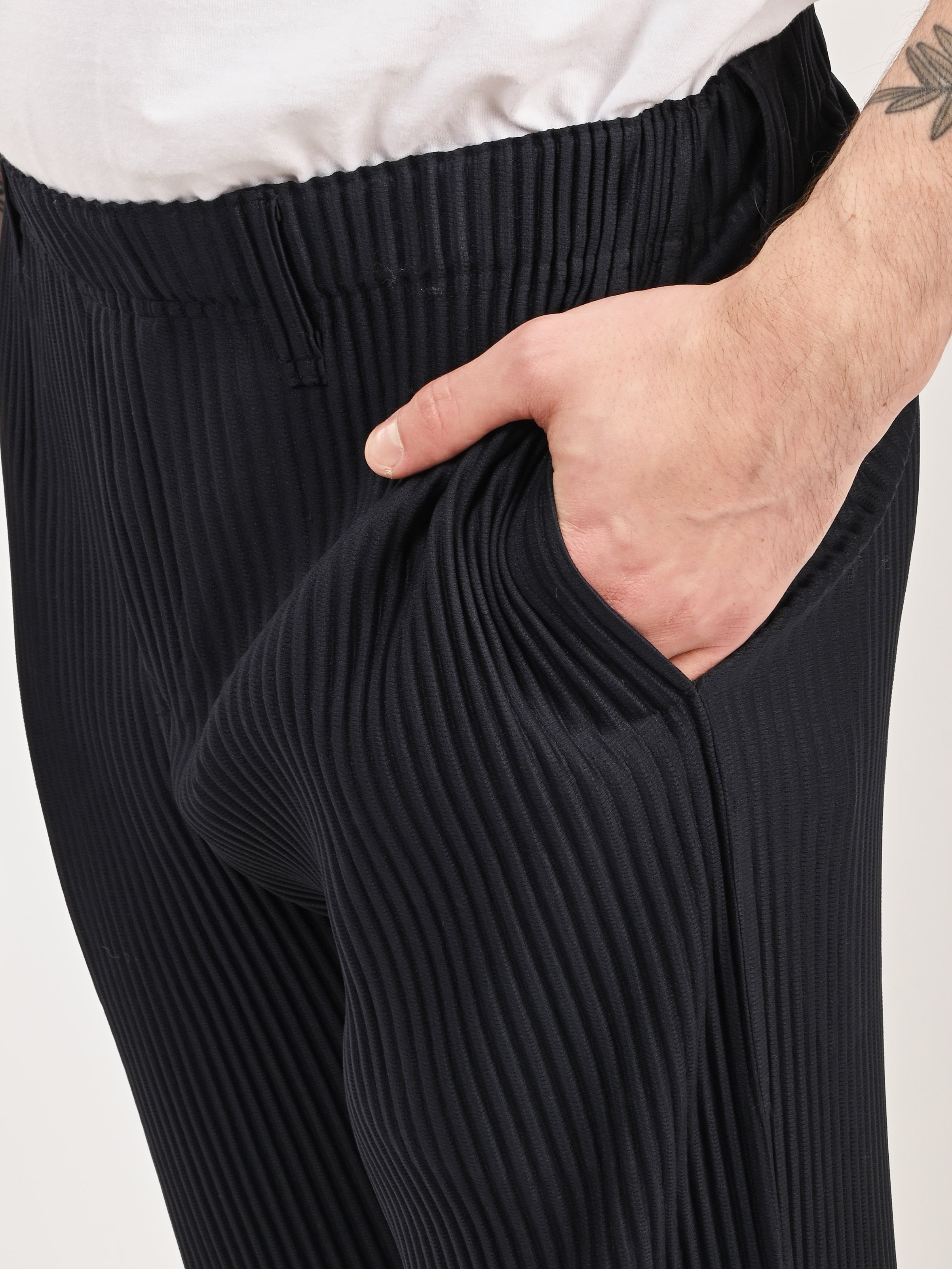 homme-plisse-issey-miyake-navy