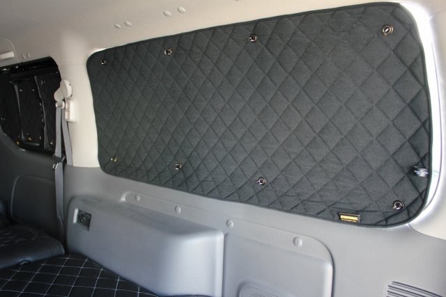 NV350キャラバン インテリアブラインドシェード（リアセット）Body