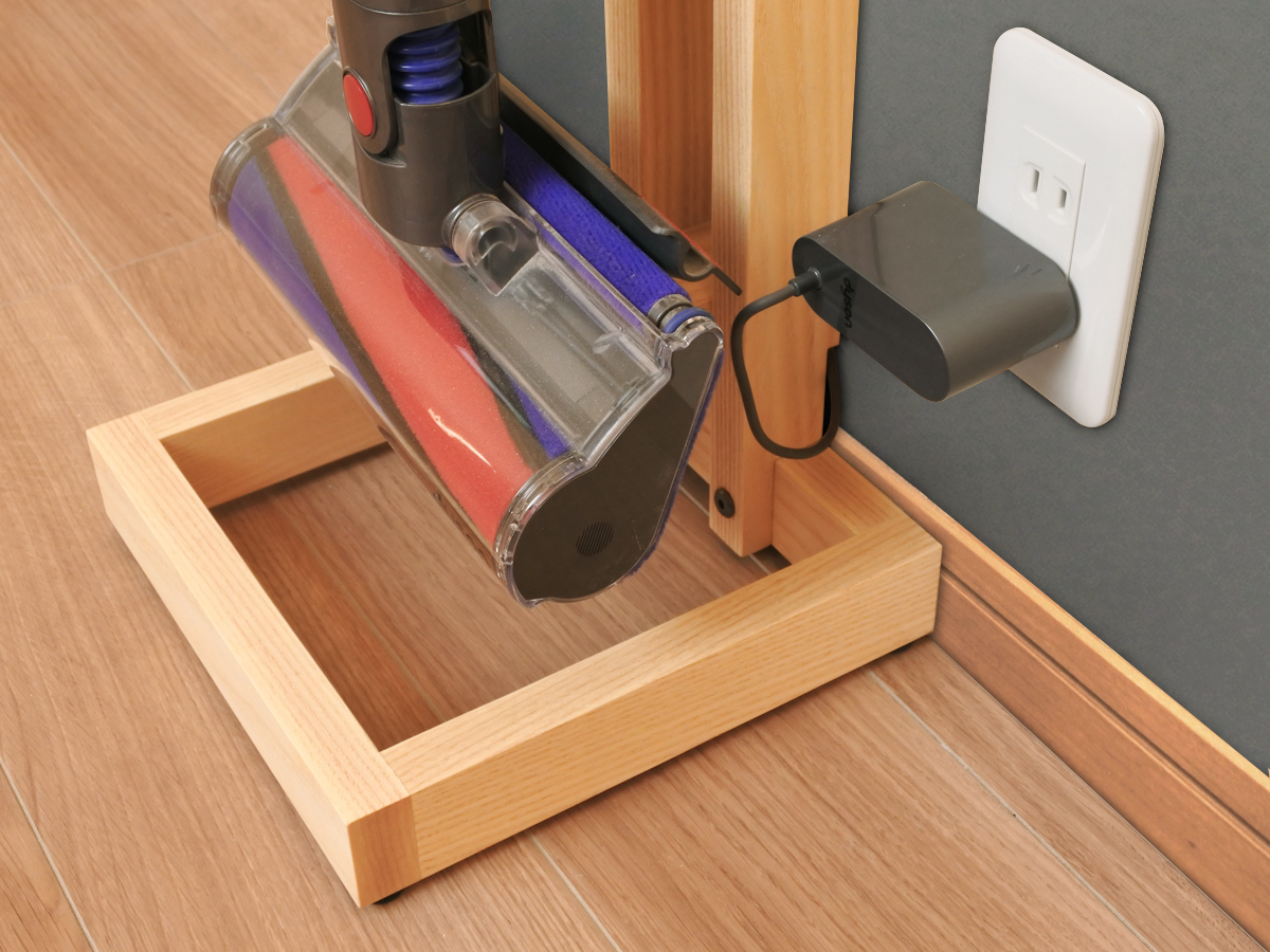 ダイソン スタンド「RIB」シリーズ｜KAMAKURA TERRACE