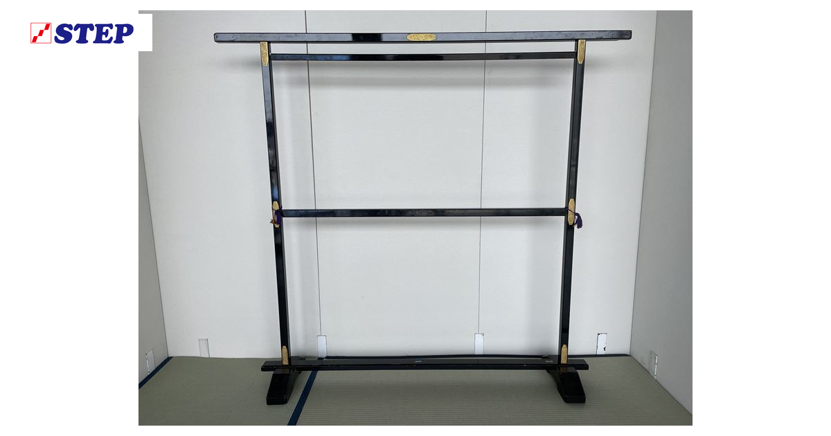 二段木製衣桁 逸品 黒漆 木製 二段大衣桁 着物掛け W1820 x
