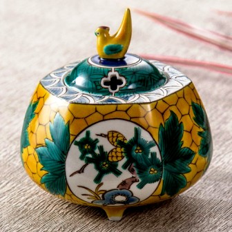 香炉/香立て》 九谷焼香炉 丸紋松竹梅：深彩窯・糠川孝之作（木箱付