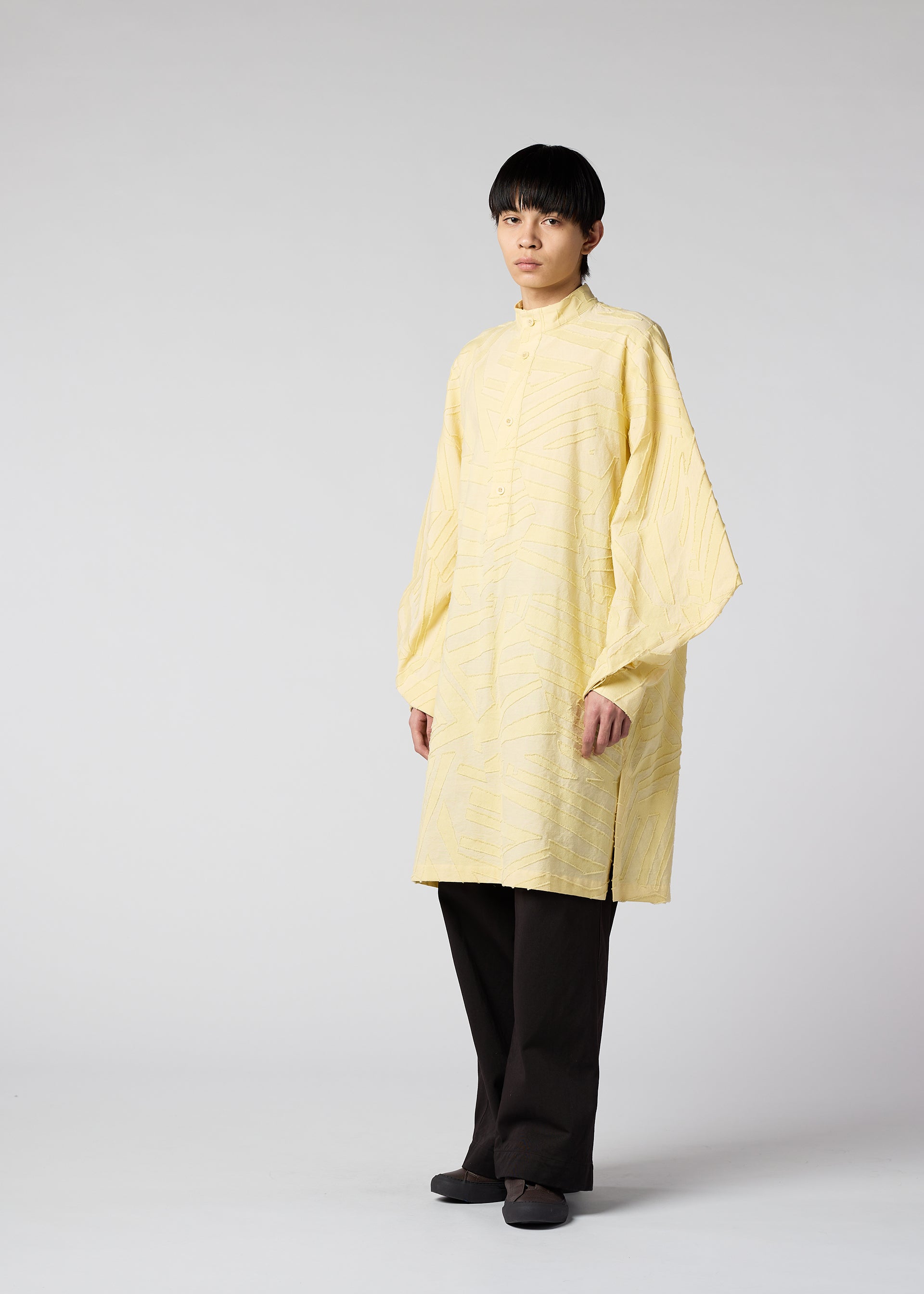GEOMETRY JACQUARD SHIRT – isseymiyake.com