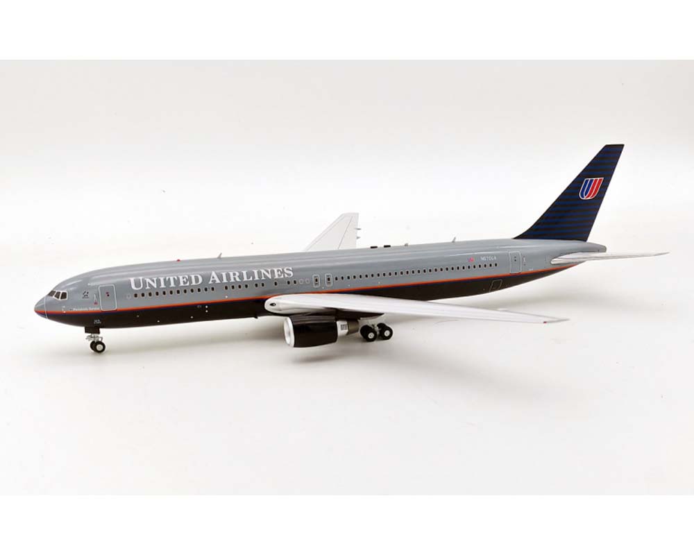 www.JetCollector.com: United Airlines B767-300 w/stand N670UA 1