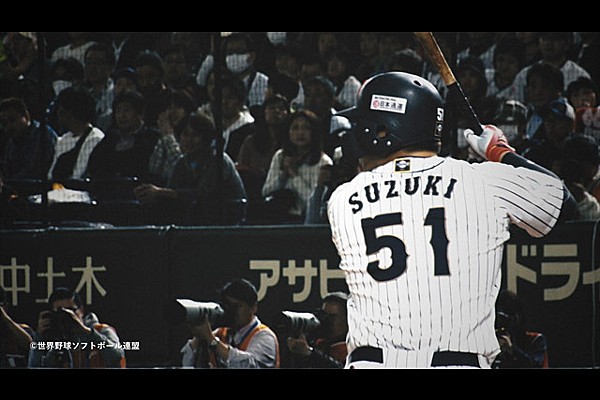 侍ジャパントップチームの稲葉監督および選手が日本通運の新CMに出演