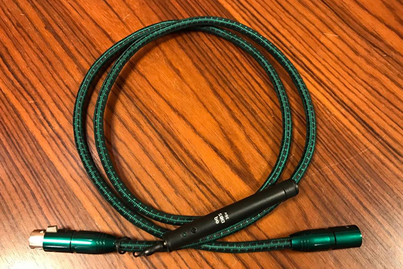 中古品】audioquest/XLRケーブル/JAGUAR (ペア/1.5m) 高級オーディオ