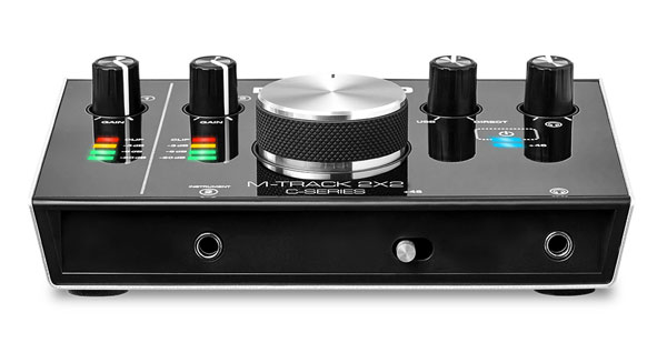 M-AUDIOのUSBオーディオインターフェース、M-Track 2x2のご紹介です。