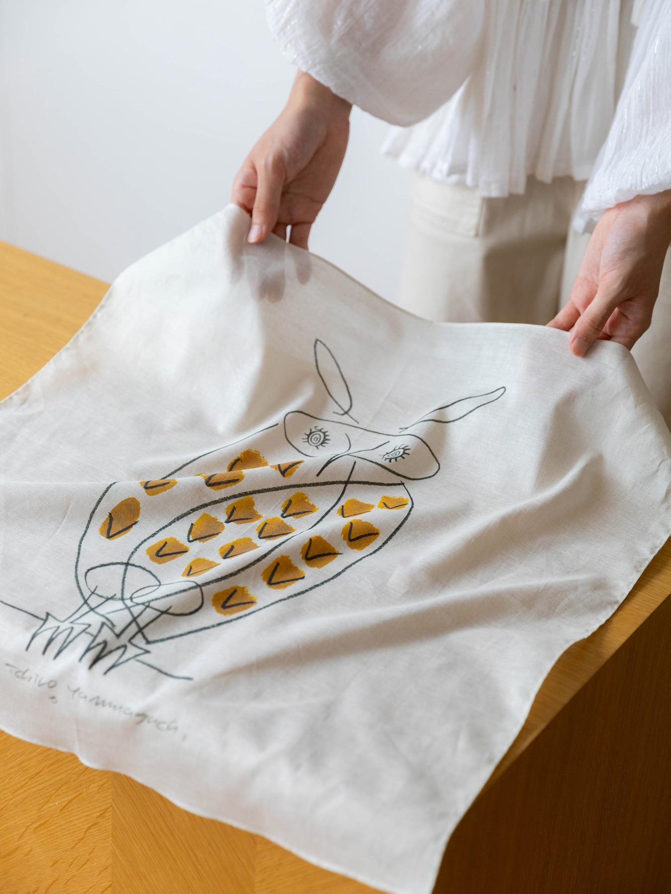 山口一郎 ハンカチ／フクロウ｜ハンカチ・靴下｜オルネ ド フォイユ