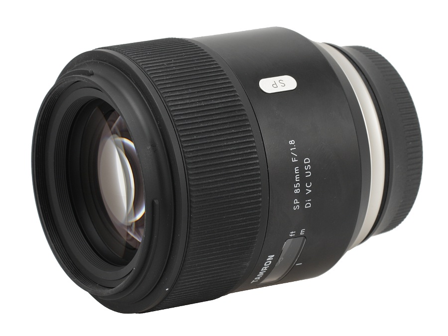 Tamron SP 85 mm f/1.8 Di VC USD review - Build quality and image