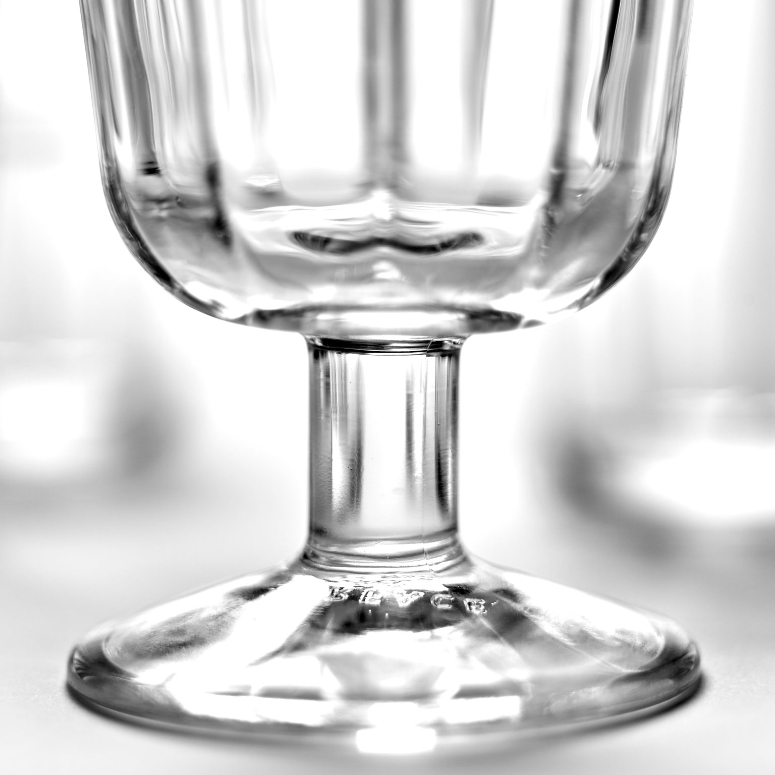 SERAX（セラックス）Surface グラス | LIVING MOTIF｜家具・インテリア