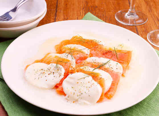 サーモンのカプレーゼ風カルパッチョ | おすすめレシピ | モランボン
