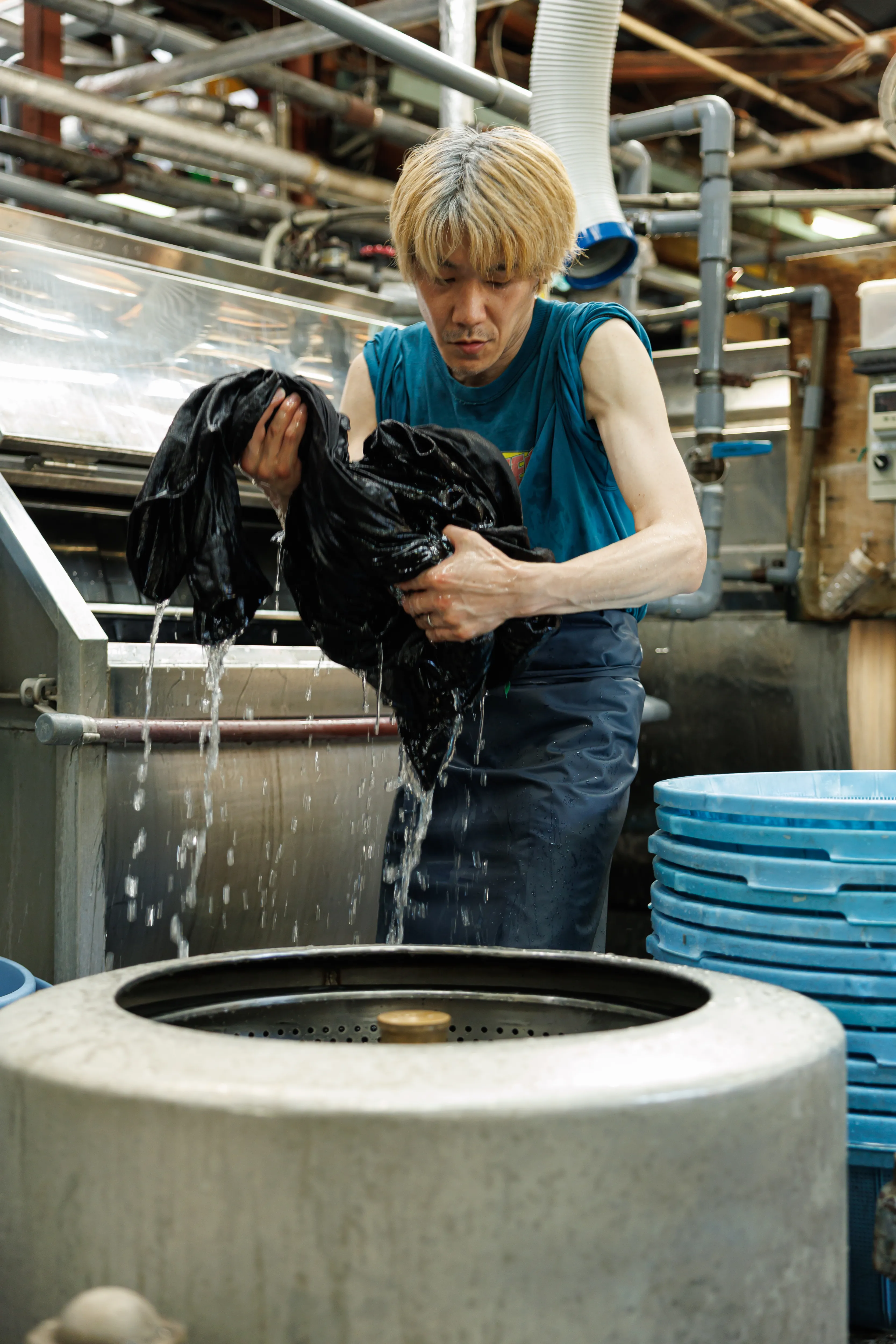 MHL. SHIRT CREATED WITH SKILL DESIGN TO LAST | MARGARET HOWELL