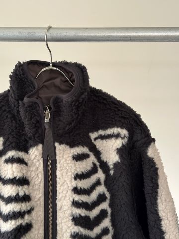 KAPITAL (キャピタル) BONE柄ボアフリース リバーシブルブルゾン s.t.c