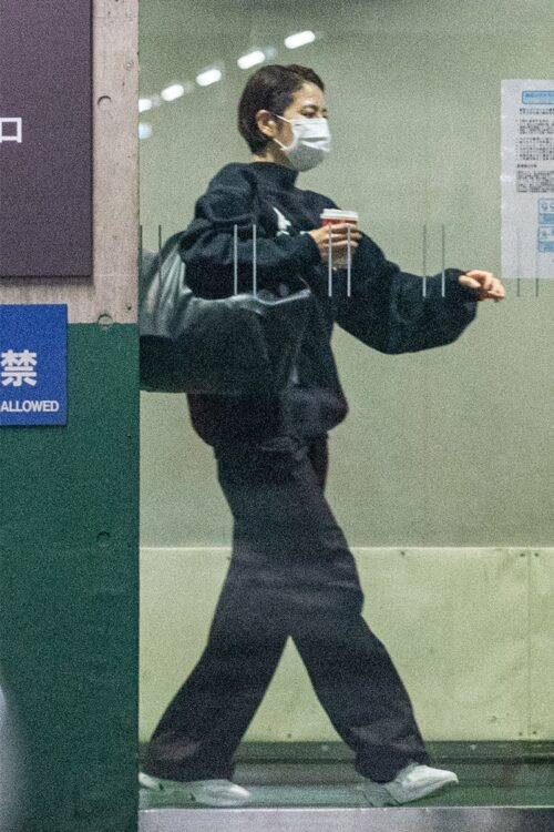 写真】長澤まさみ圧巻の「8頭身ボディー」を発見！銀座の街で映えすぎ