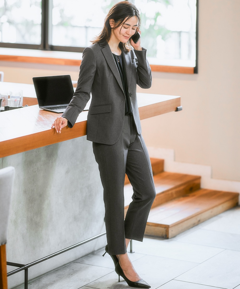 レディーススーツ】洗えるウール調9分丈テーパードストレッチパンツ