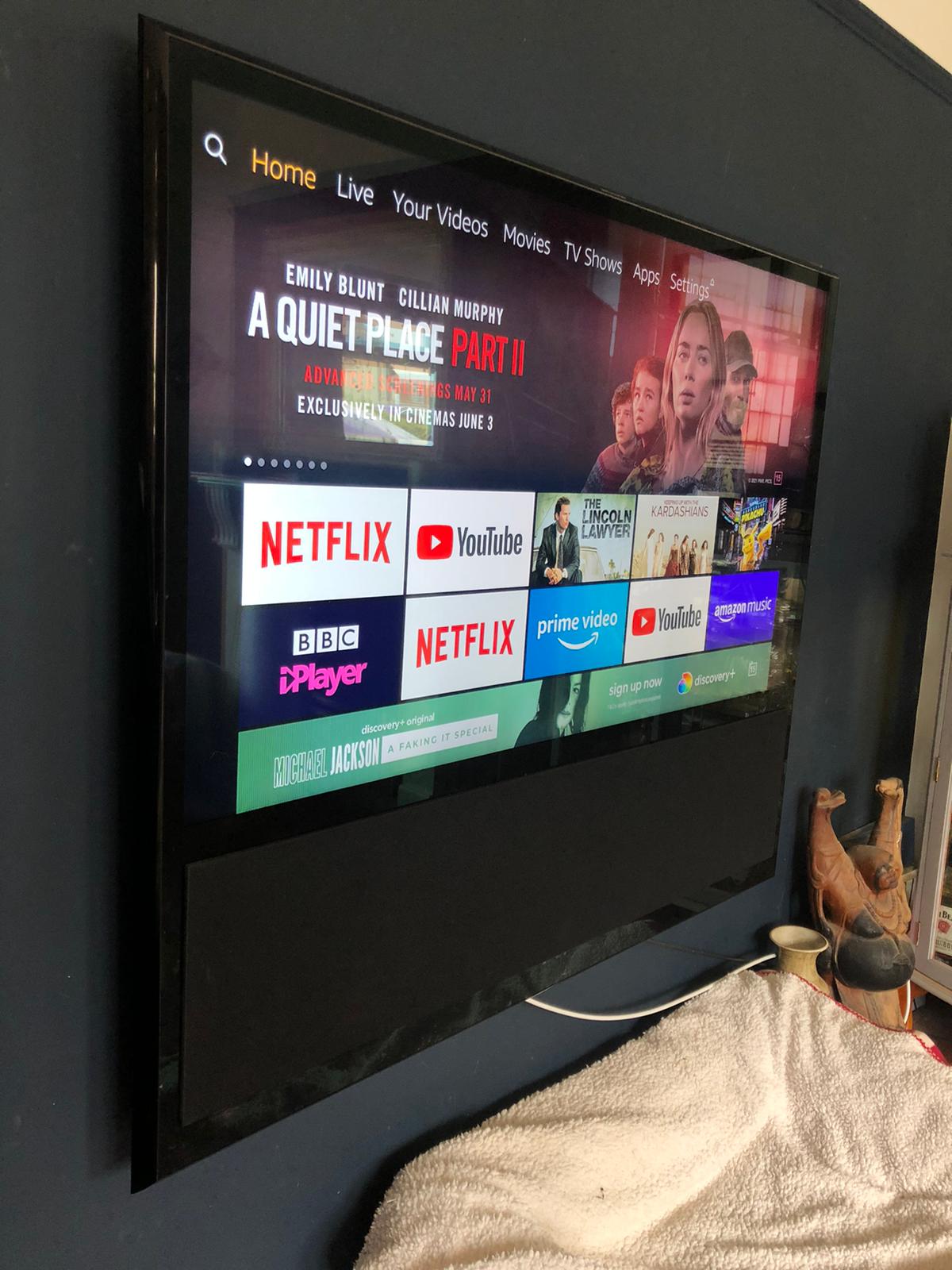 Bang & Olufsen BeoVision 11 - 55