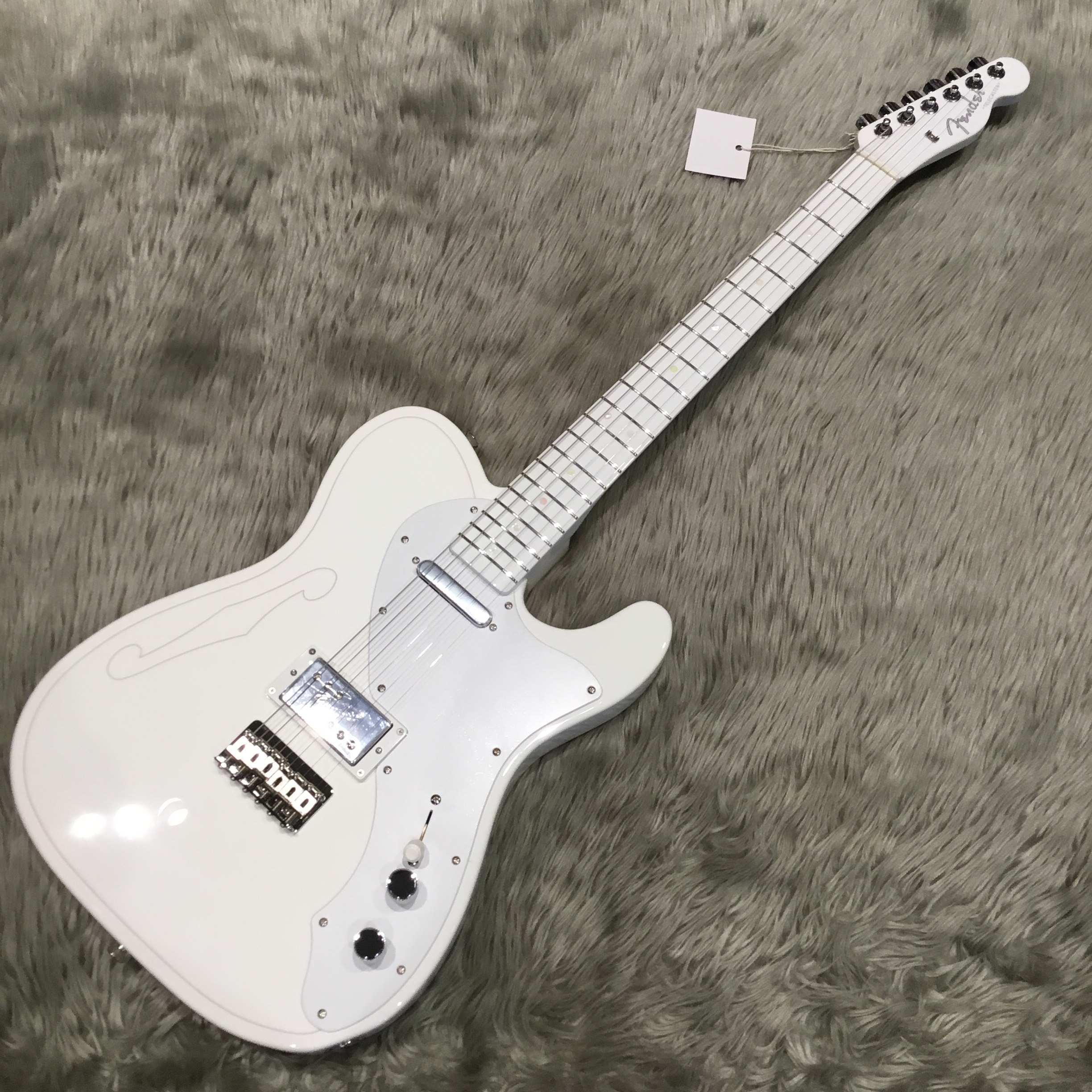 新入荷情報】Fender「SILENT SIRENボーカル・ギターすぅ