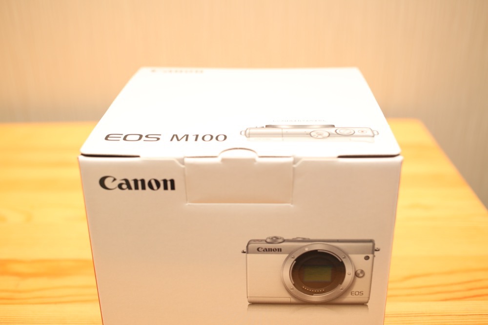 Canon EOS M100】ミラーレス一眼カメラの開封。レビューと使い方をご