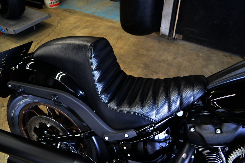 新シート入荷のお知らせ | 有限会社スターモーターサイクル有限会社