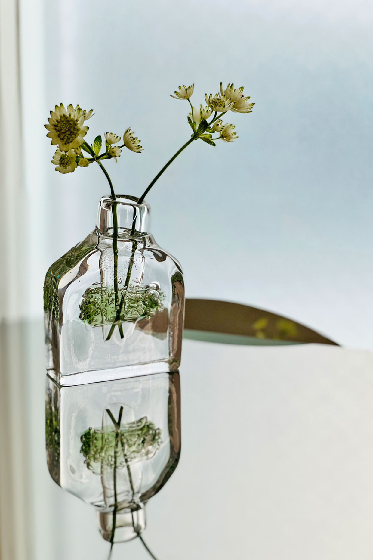 ブル ベース：一輪挿し | 一輪挿し | Sghr