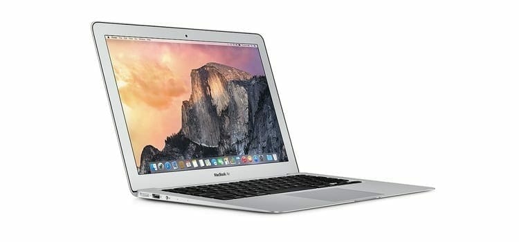 Apple MacBook Air MJVM2LL/A 11.6-Inch Laptop Review