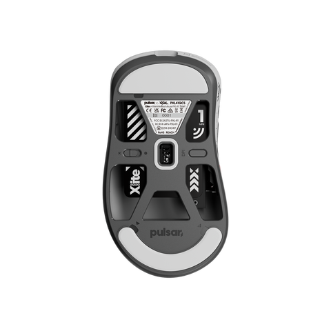 Quiccs Edition] Xlite v4 Mini Gaming Mouse – Pulsar Gaming Gears