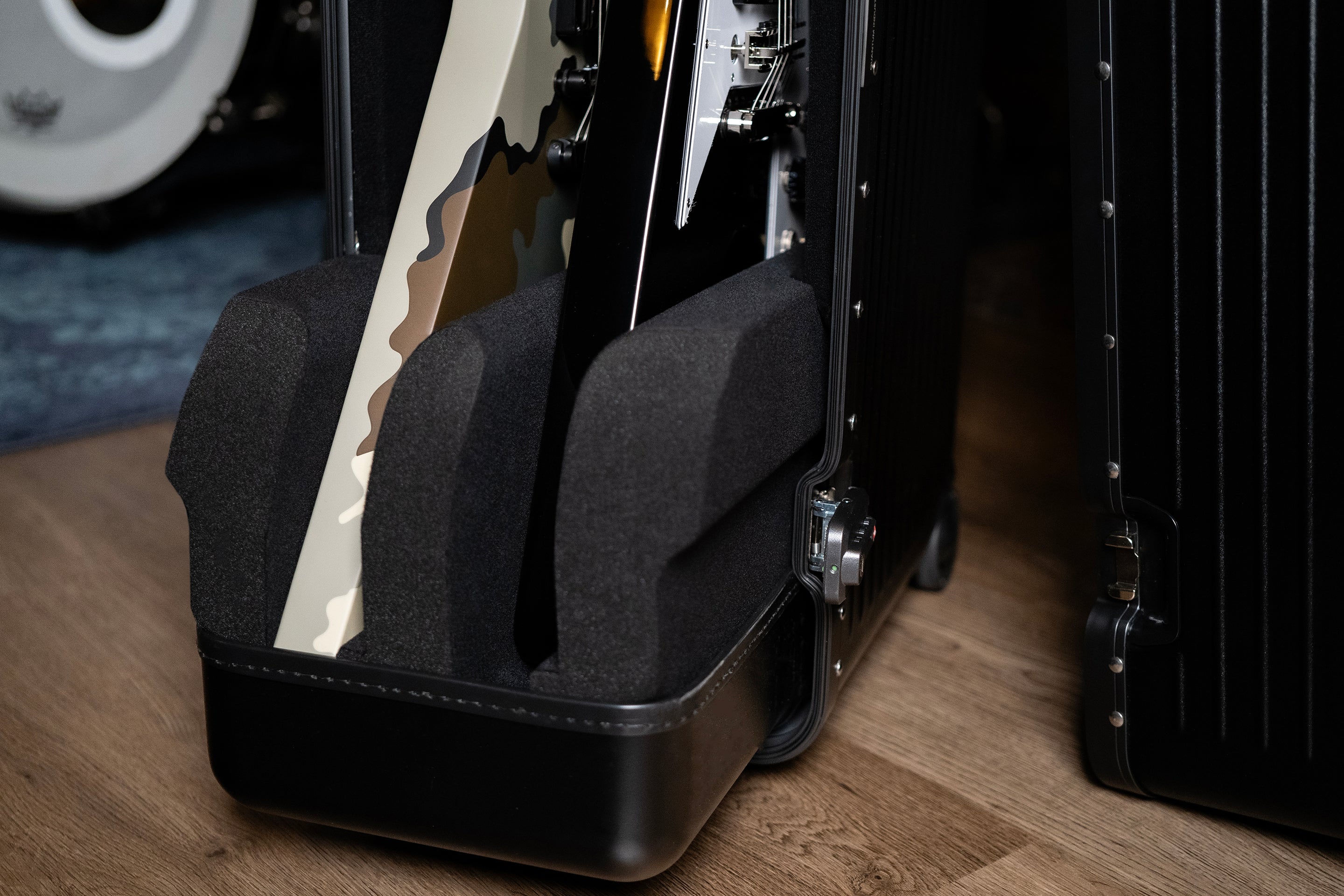 VXP - 二本用XLエレキギターハードケース