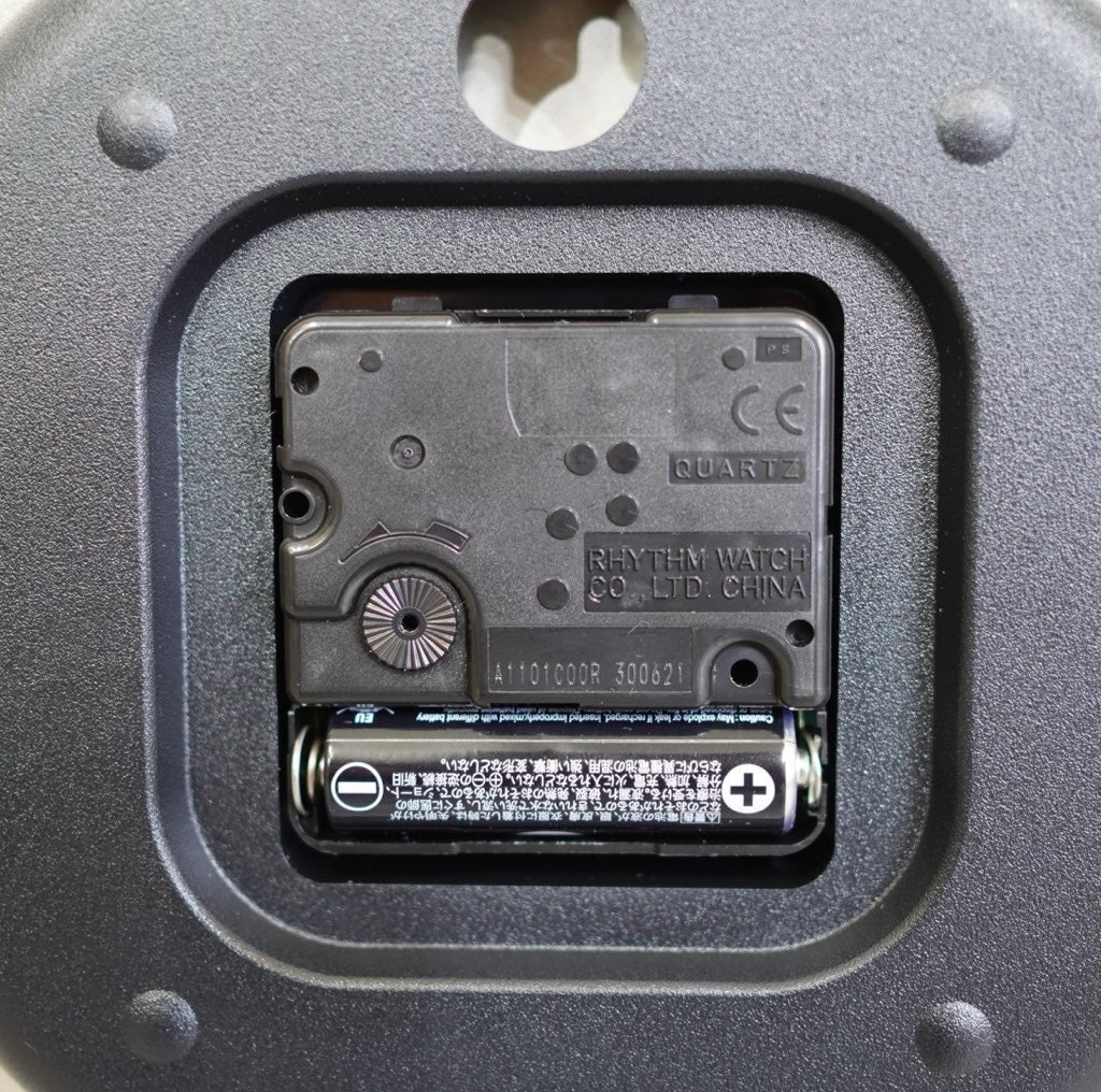 レムノス / Lemnos クエィント / Quaint 斑紋純銀色 壁掛け時計 安積伸