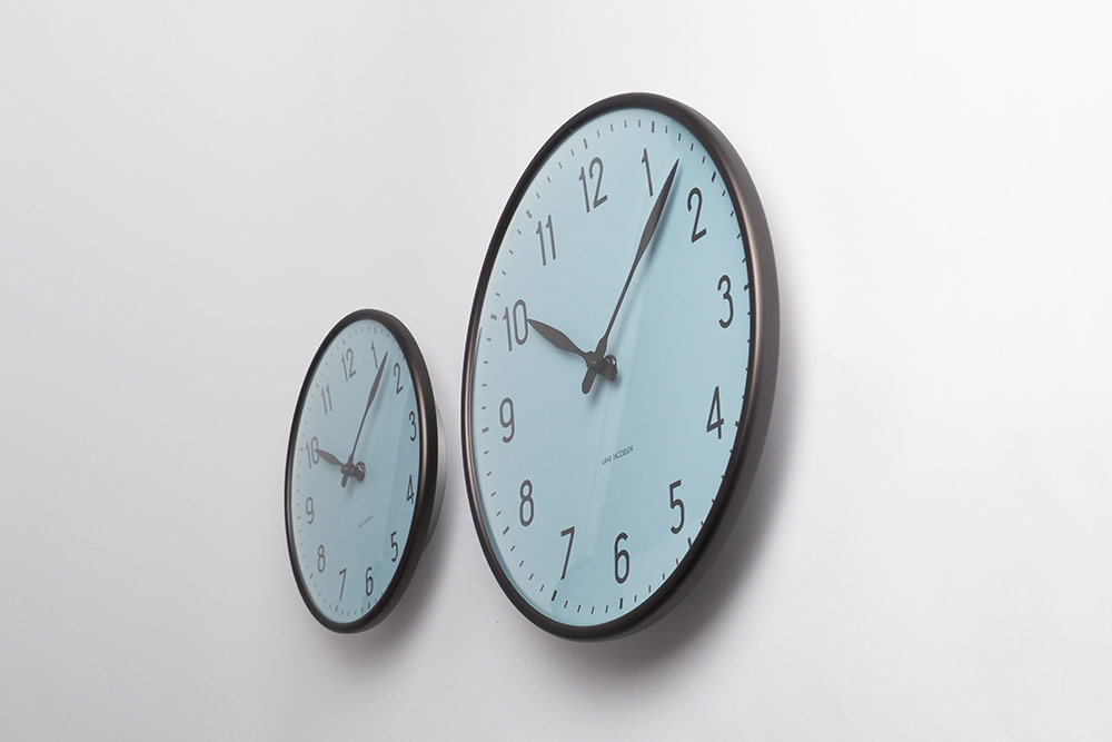 Station Clock アルネ ヤコブセン ステーションクロック Royal Blue