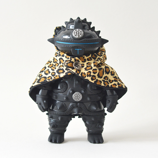 ソフビ製ともだち初号機 大阪髑髏小隊 (Original Black) | 多肉植物