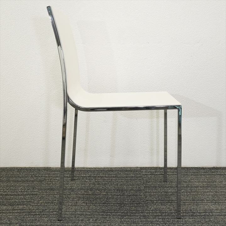 カッシーナイクスシー取扱】LIVIT(リビット) ULTRA(ウルトラ