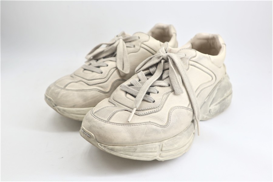 GUCCI/グッチ】よりヴィンテージ加工ダッドスニーカーが入荷しました