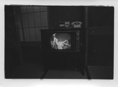 荒木経惟 「愛の劇場」 | タカ・イシイギャラリー / Taka Ishii Gallery