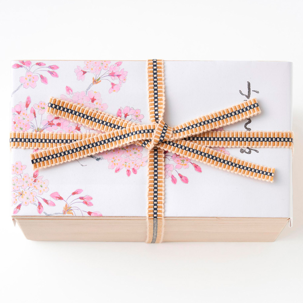 小松こんぶ 桐箱2本入 季節の掛け紙 | 商品詳細 | 高島屋オンラインストア