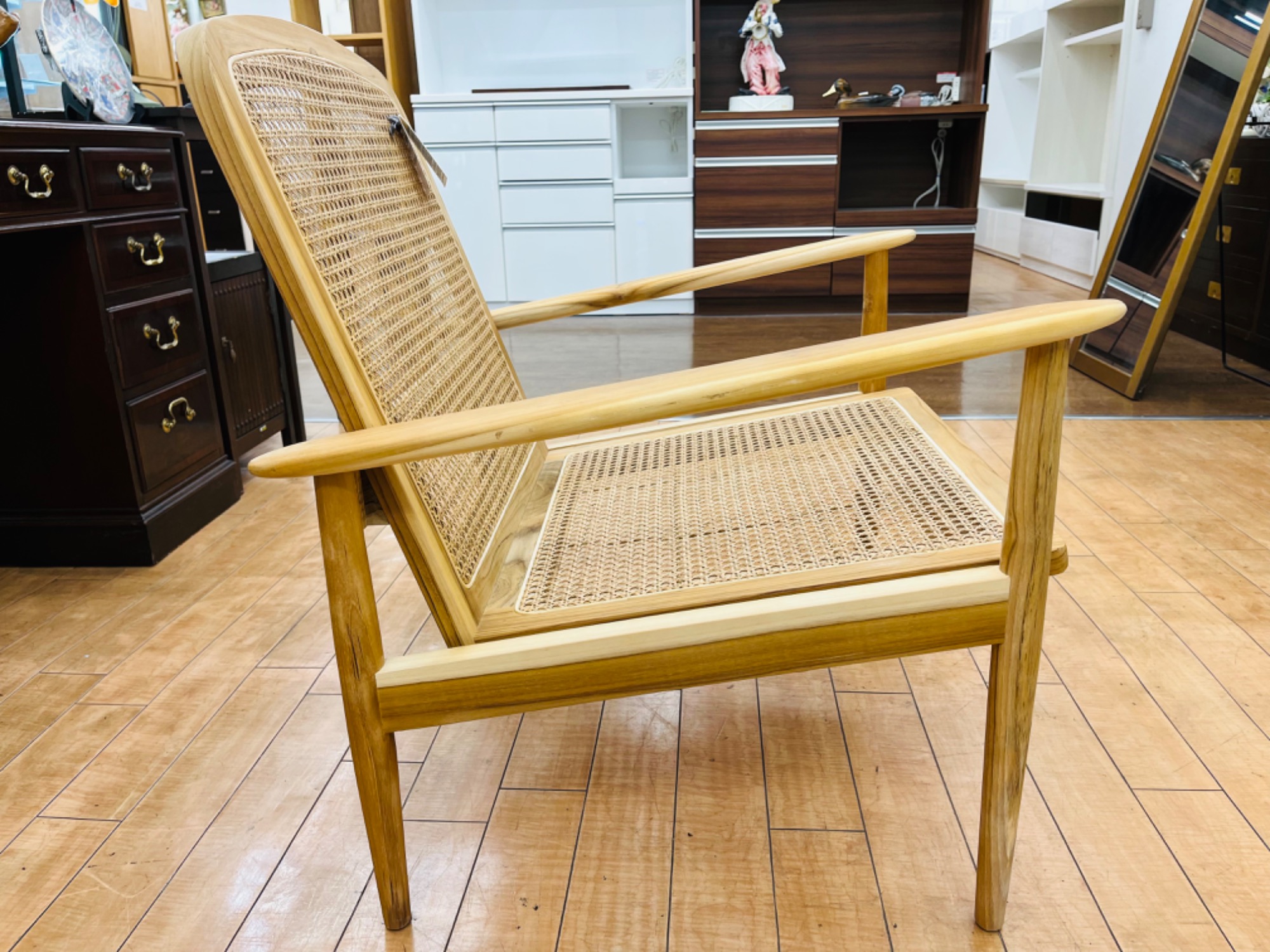 ZARA HOME チーク＆ラタン アームチェア タグ付き を買取入荷致しまし