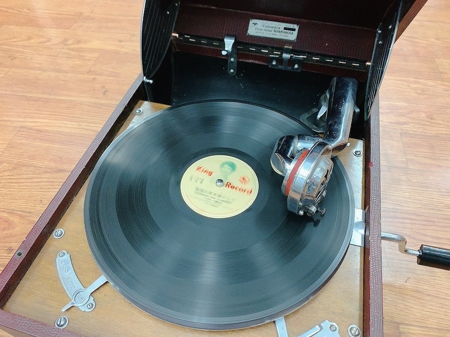 超貴重】1950年製 columbia コロンビア 蓄音機 G-241 が入荷致しました