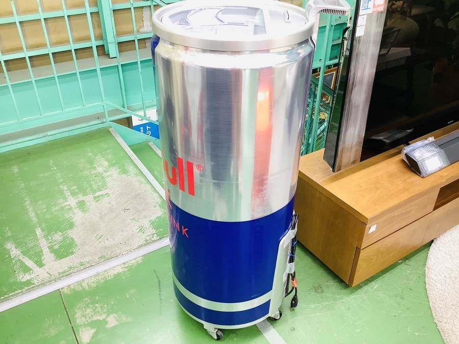 Red Bull（レッドブル）缶型冷蔵庫 RB-CCV2 2016年製 入荷しました
