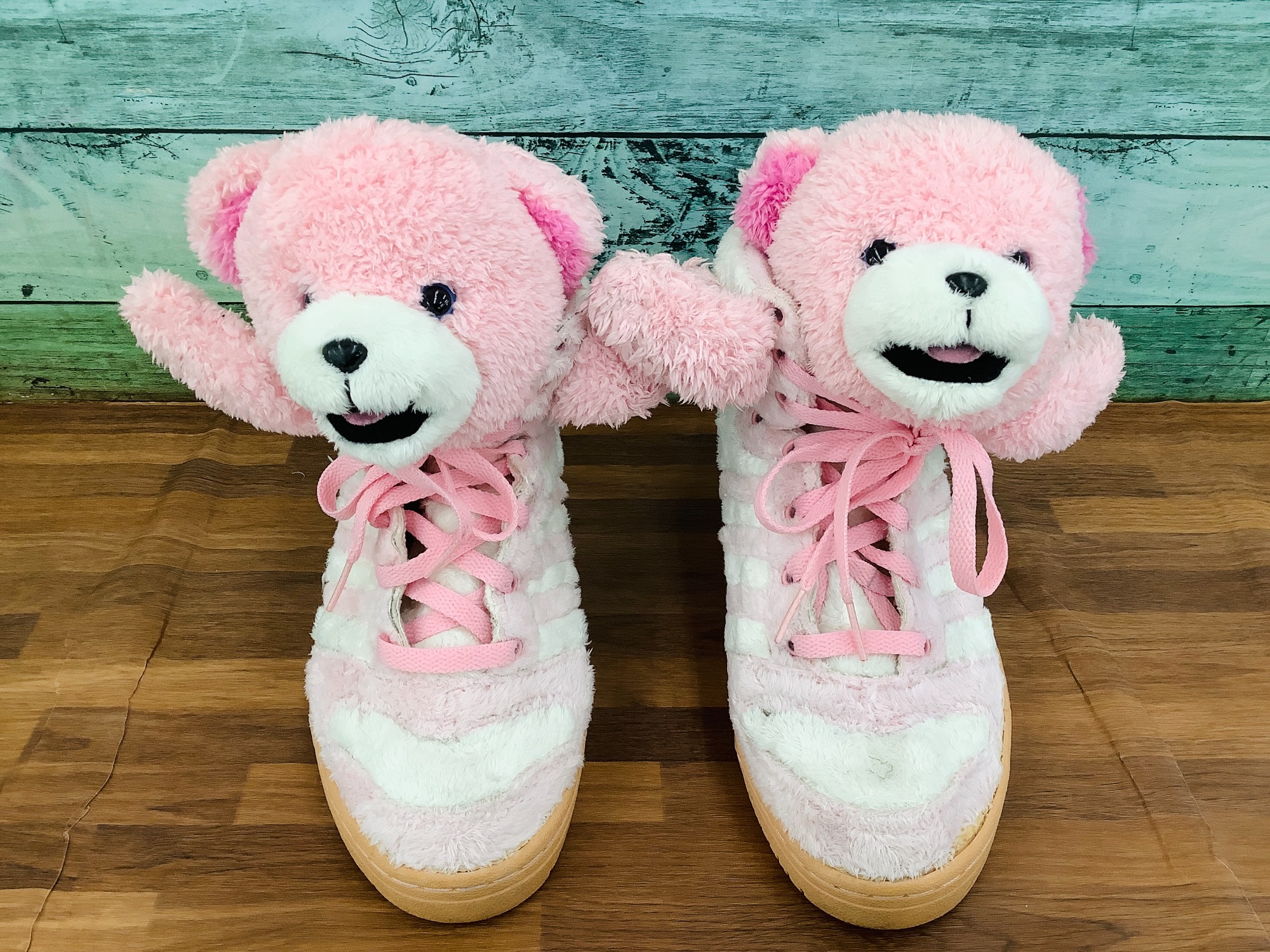 入荷しました!! アディダスコラボジェレミースコットのくまさん