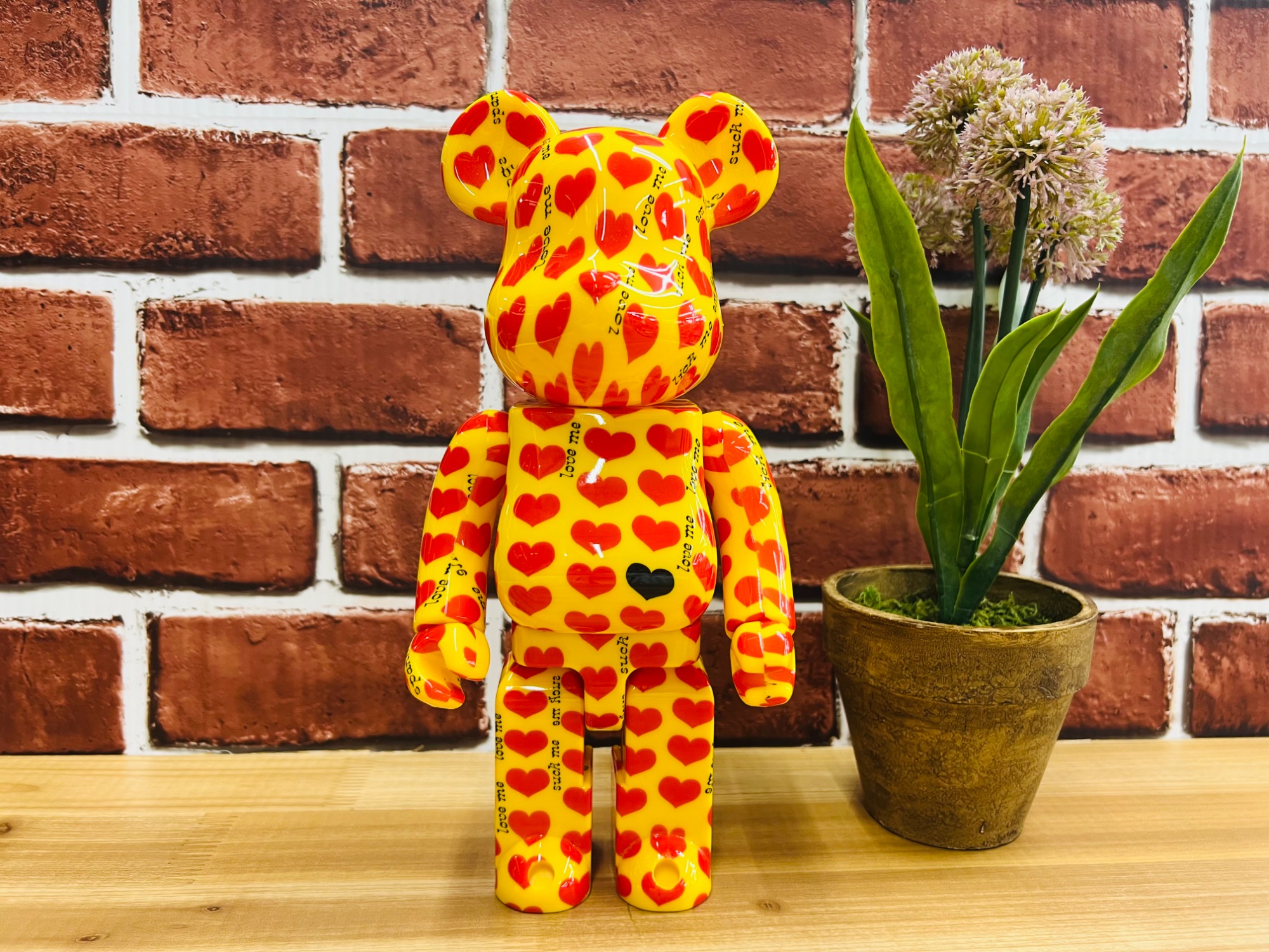 フィギュア買取強化中】BE@RBRICK Yellow Heart 400％ の “hide 20th