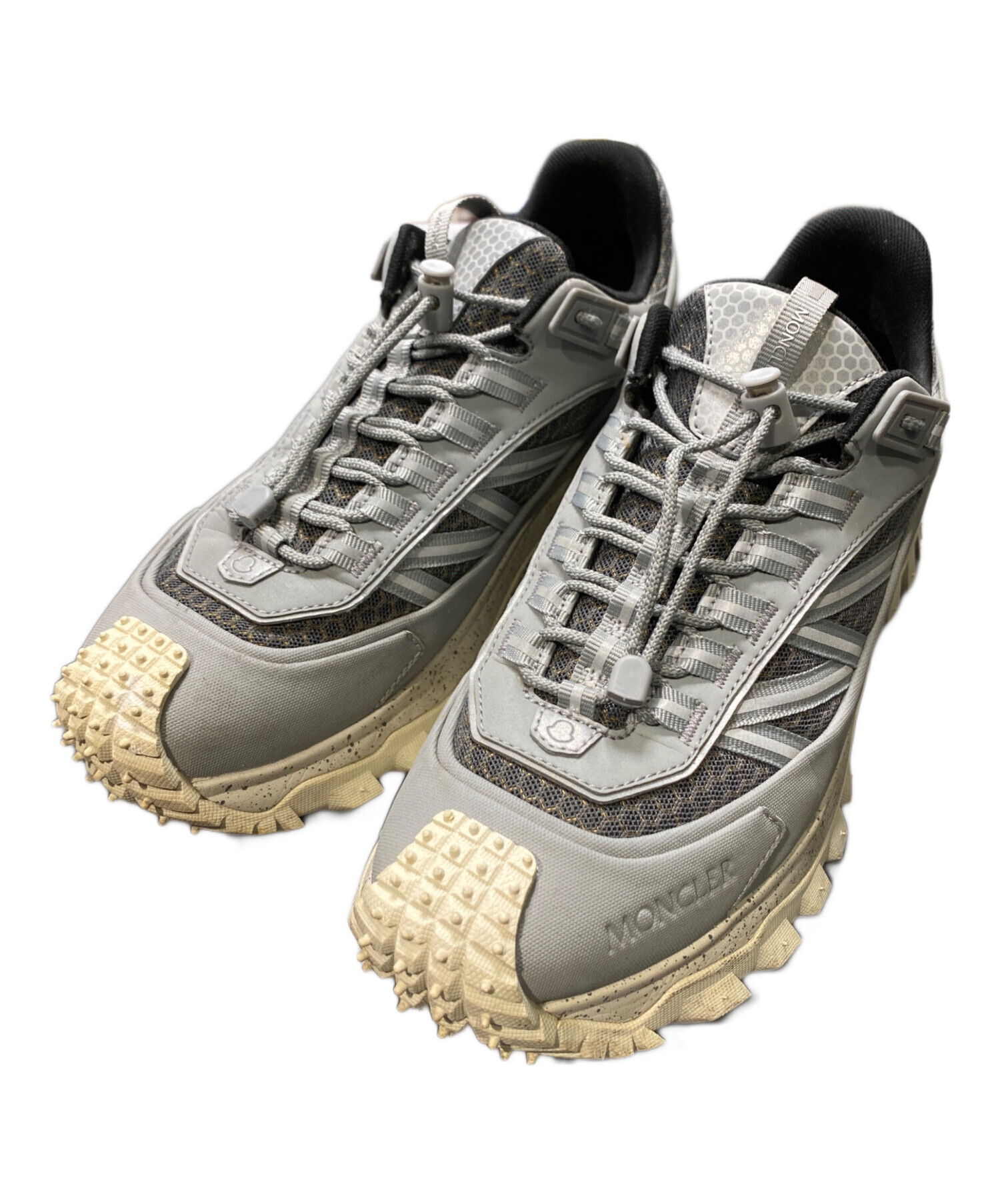 中古・古着通販】MONCLER (モンクレール) Trailgrip GTX Low グレー