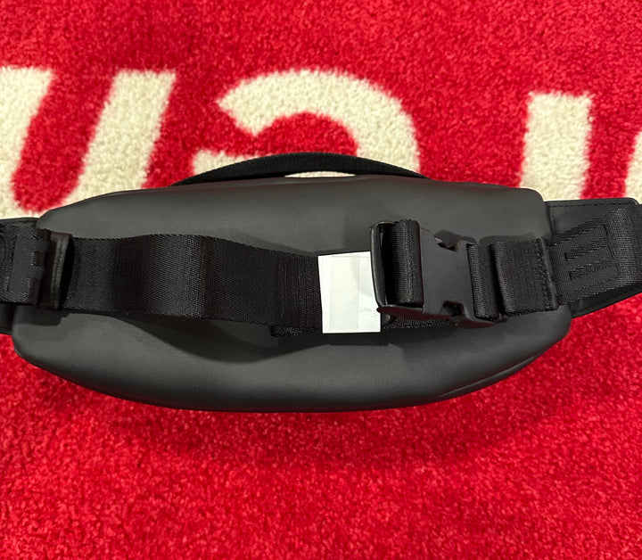 Supreme Leather Waist Bag Black FW23 – UniqueHype
